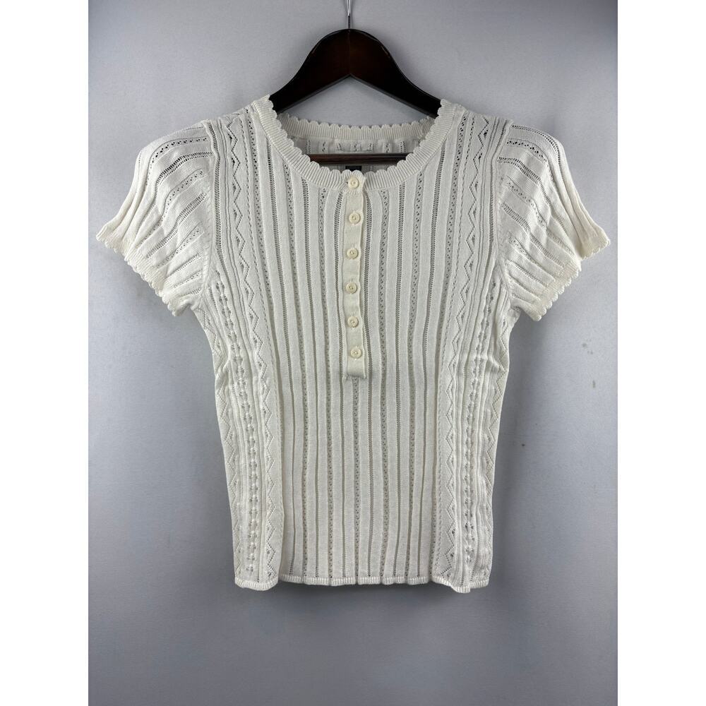 Women’s American Eagle Medium White Knit Short Sleeve Shirt